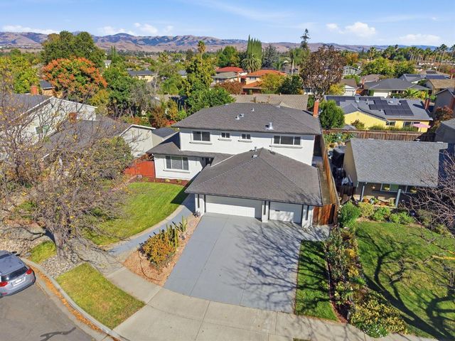 5022 Glouchester Court, San Jose, CA 95136