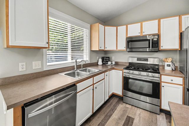 15116 Briarwood Street, Grand Haven, MI 49417