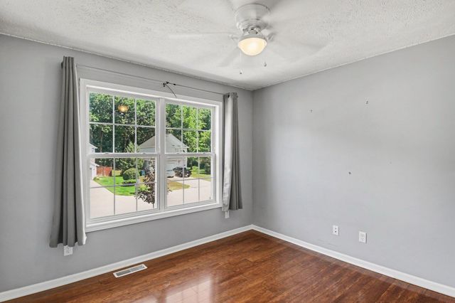 15116 Briarwood Street, Grand Haven, MI 49417