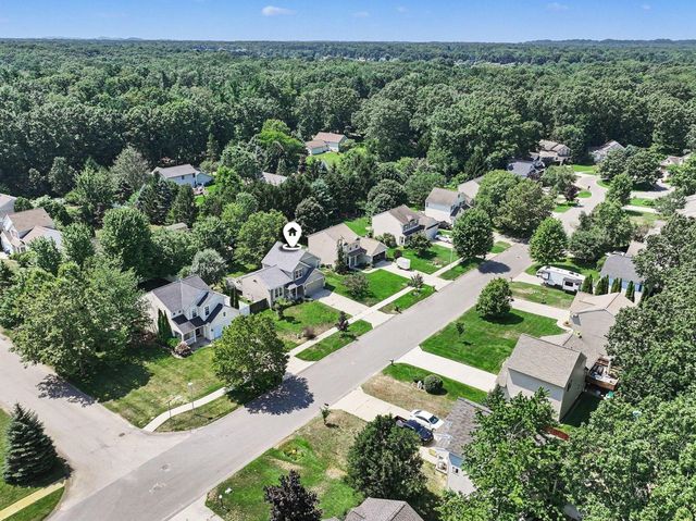 15116 Briarwood Street, Grand Haven, MI 49417
