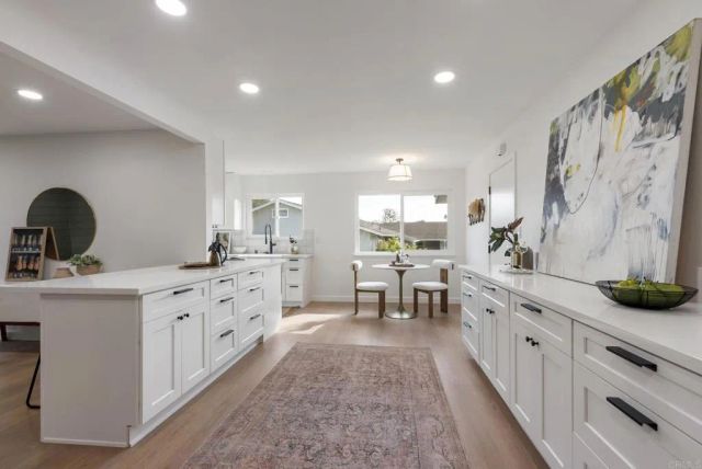 5977 Erlanger Street, San Diego, CA 92122