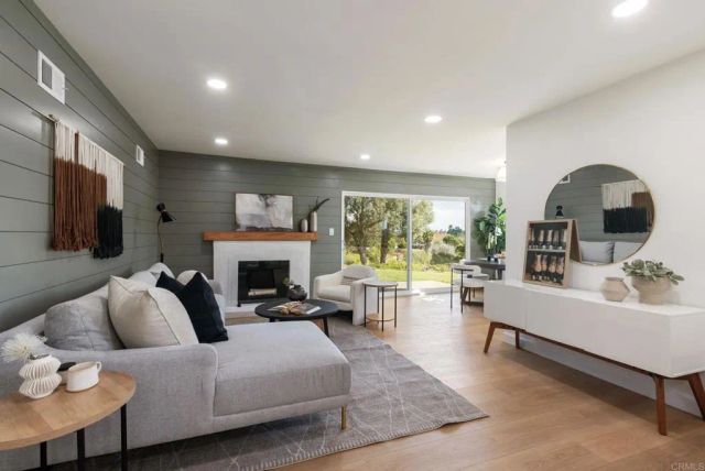 5977 Erlanger Street, San Diego, CA 92122