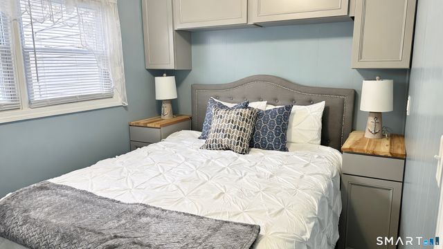 16 North Street, Madison, CT 06443
