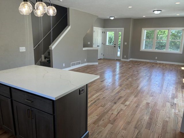 N1647 Lincoln AVENUE, Lake Geneva, WI 53147