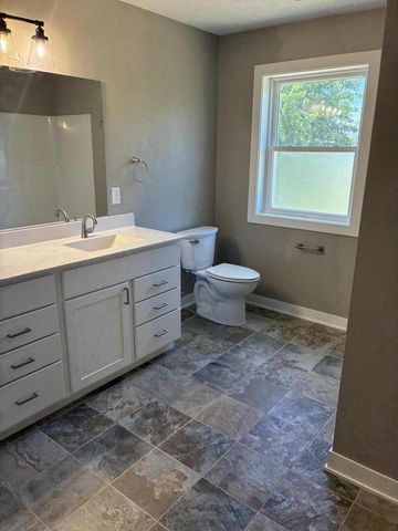 N1647 Lincoln AVENUE, Lake Geneva, WI 53147