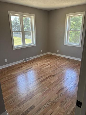 N1647 Lincoln AVENUE, Lake Geneva, WI 53147