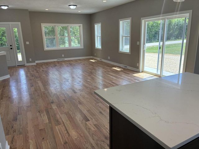 N1647 Lincoln AVENUE, Lake Geneva, WI 53147