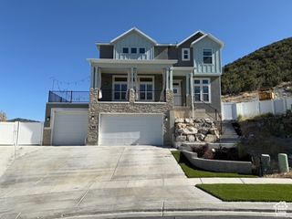 7108 N HOLLOW CREST CIR, Eagle Mountain, UT 84005