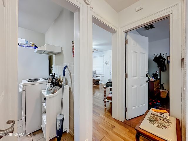 271 E 48TH Street, Jacksonville, FL 32208