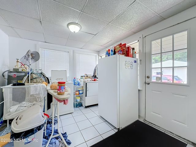 271 E 48TH Street, Jacksonville, FL 32208