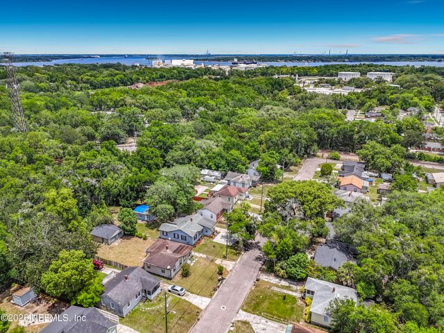 271 E 48TH Street, Jacksonville, FL 32208