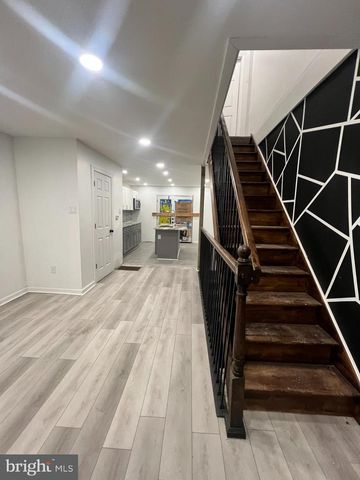 2145 N DOVER ST, Philadelphia, PA 19121