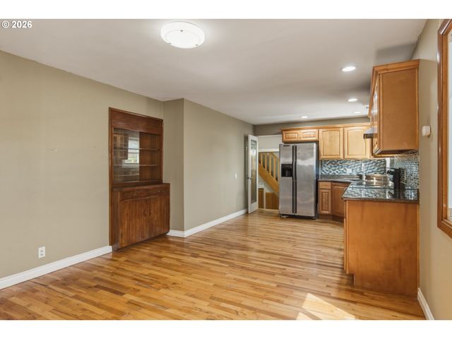 1515 Ne 118TH Ave, Portland, OR 97220