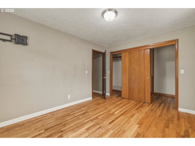 1515 Ne 118TH Ave, Portland, OR 97220