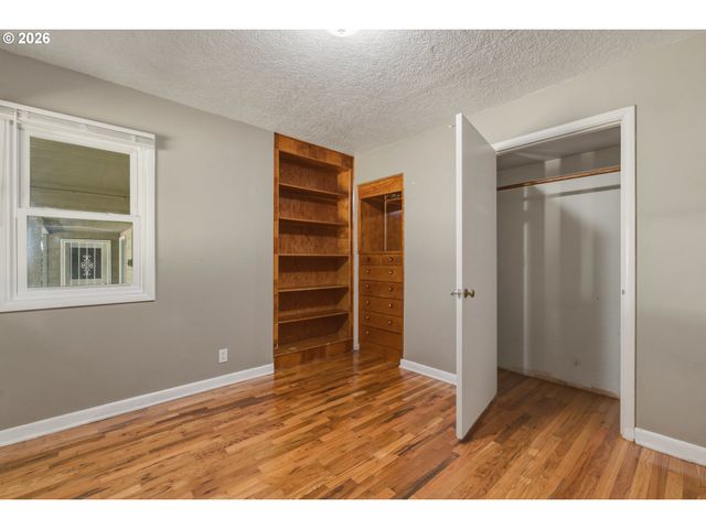 1515 Ne 118TH Ave, Portland, OR 97220