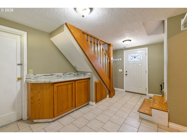 1515 Ne 118TH Ave, Portland, OR 97220