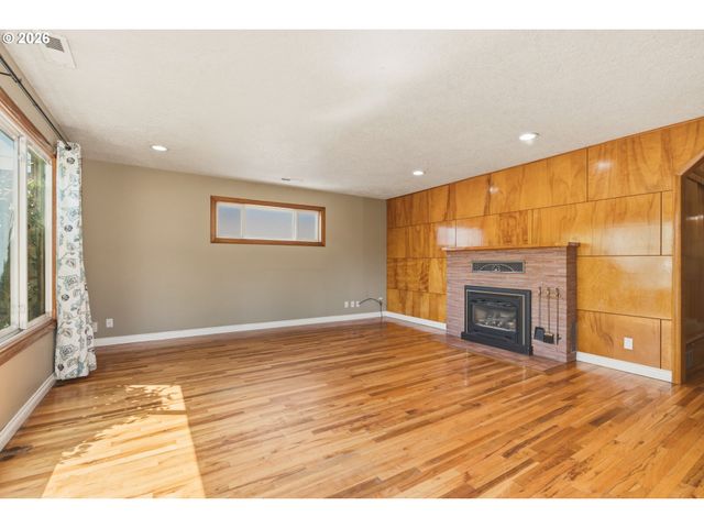 1515 Ne 118TH Ave, Portland, OR 97220