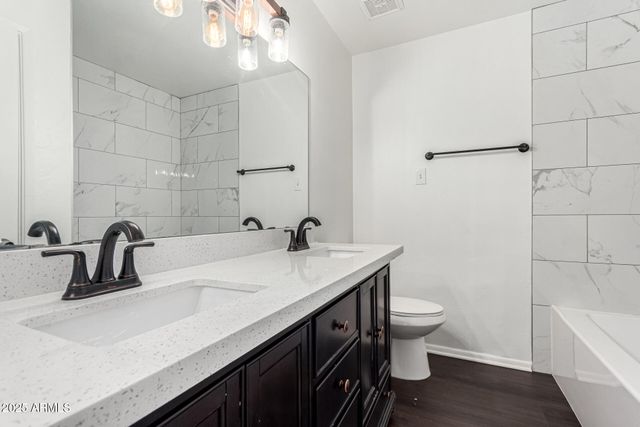 3046 N 32ND Street 328, Phoenix, AZ 85018