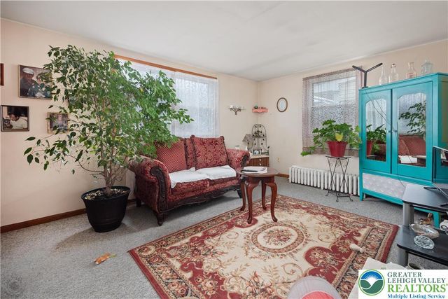 2401 Birch Street, Wilson Boro, PA 18042