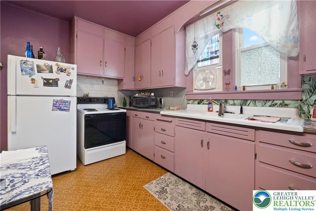2401 Birch Street, Wilson Boro, PA 18042