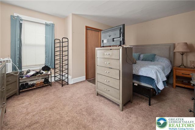 2401 Birch Street, Wilson Boro, PA 18042