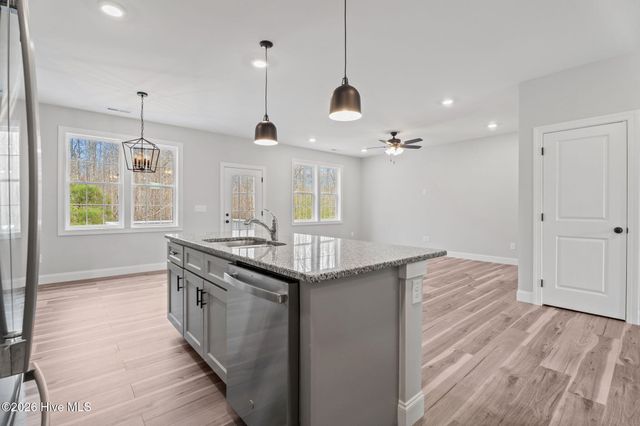 3812 Ramblewood Hill Drive W, Wilson, NC 27893