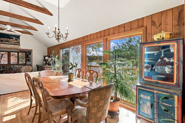 716 Martins Pond Rd, Groton, MA 01450