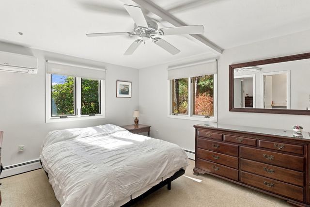 716 Martins Pond Rd, Groton, MA 01450