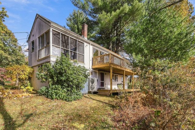 716 Martins Pond Rd, Groton, MA 01450