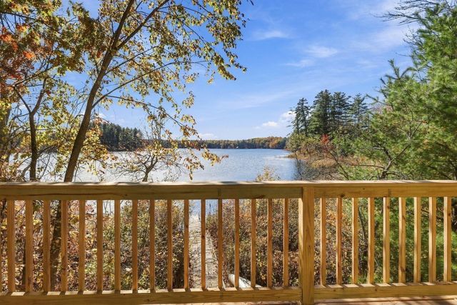 716 Martins Pond Rd, Groton, MA 01450