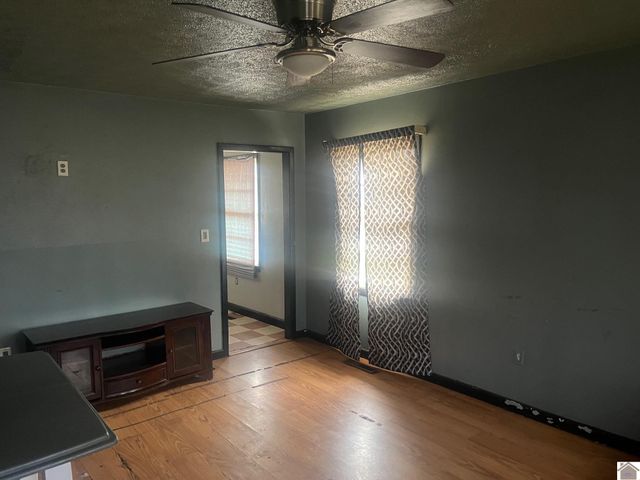 1026 River Oaks Blvd., Paducah, KY 42001