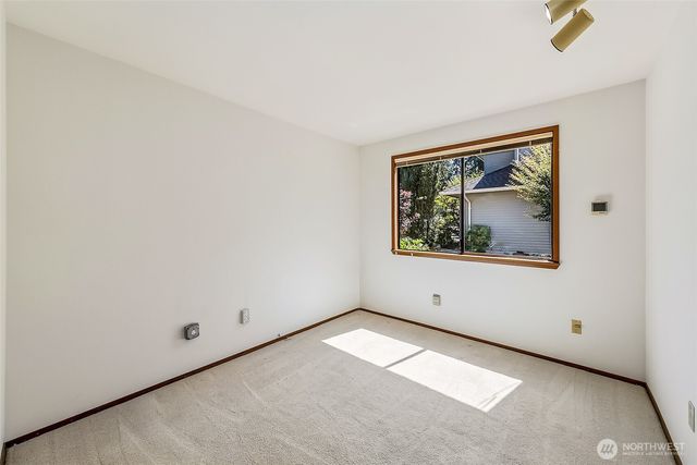20832 88th Place W, Edmonds, WA 98026