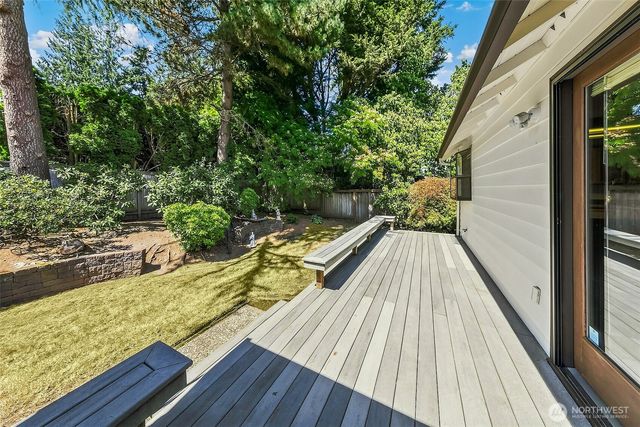 20832 88th Place W, Edmonds, WA 98026