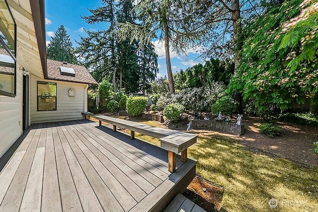 20832 88th Place W, Edmonds, WA 98026