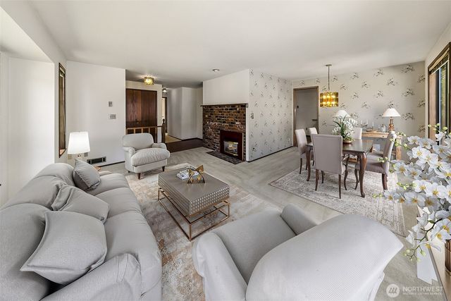 20832 88th Place W, Edmonds, WA 98026