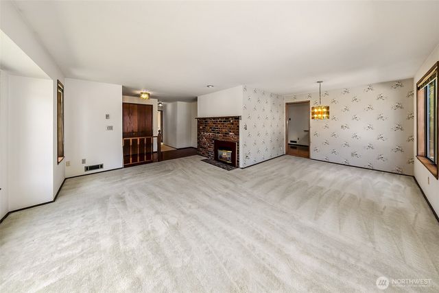 20832 88th Place W, Edmonds, WA 98026