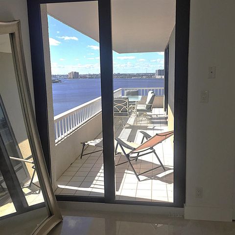5550 N Ocean Drive 22b, Singer Island, FL 33404