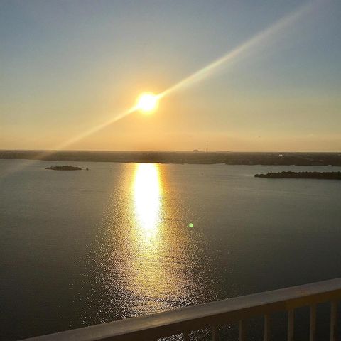 5550 N Ocean Drive 22b, Singer Island, FL 33404