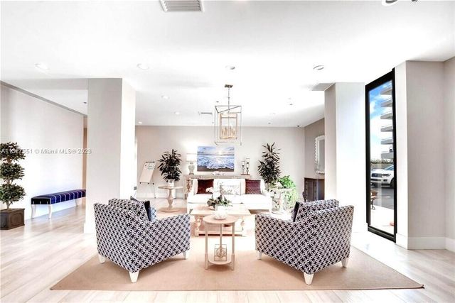 5550 N Ocean Drive 22b, Singer Island, FL 33404