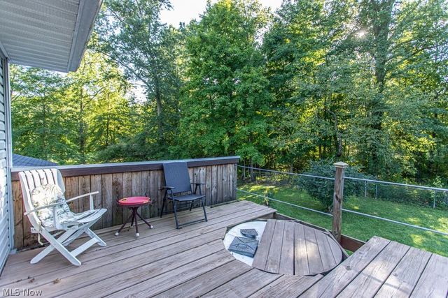 1386 Jewel Bay Road, Cortland, OH 44410