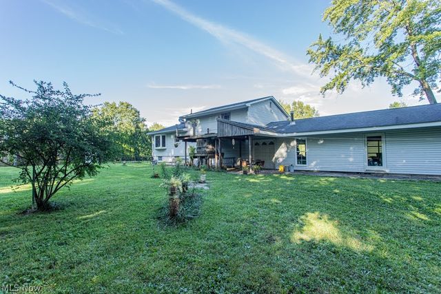 1386 Jewel Bay Road, Cortland, OH 44410