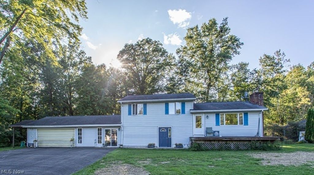 1386 Jewel Bay Road, Cortland, OH 44410