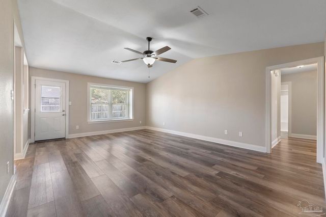 686 Seapine Cir, Pensacola, FL 32506