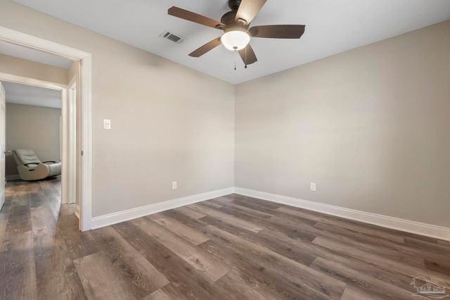 686 Seapine Cir, Pensacola, FL 32506