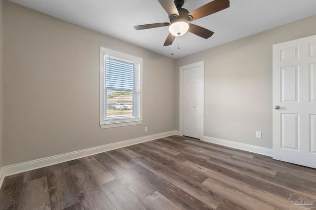 686 Seapine Cir, Pensacola, FL 32506