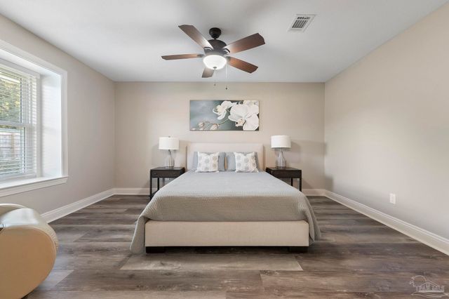 686 Seapine Cir, Pensacola, FL 32506