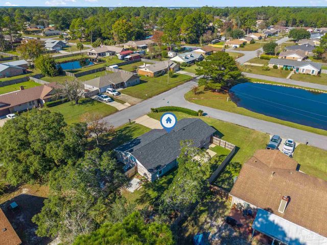 686 Seapine Cir, Pensacola, FL 32506