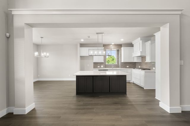425 Newpark Boulevard, Desoto, TX 75115
