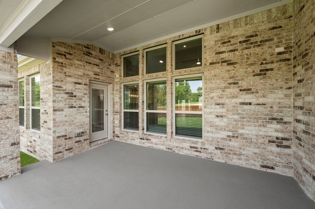 425 Newpark Boulevard, Desoto, TX 75115