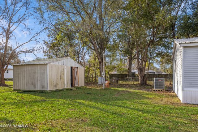 913 W 10th Street Street, Kaplan, LA 70548